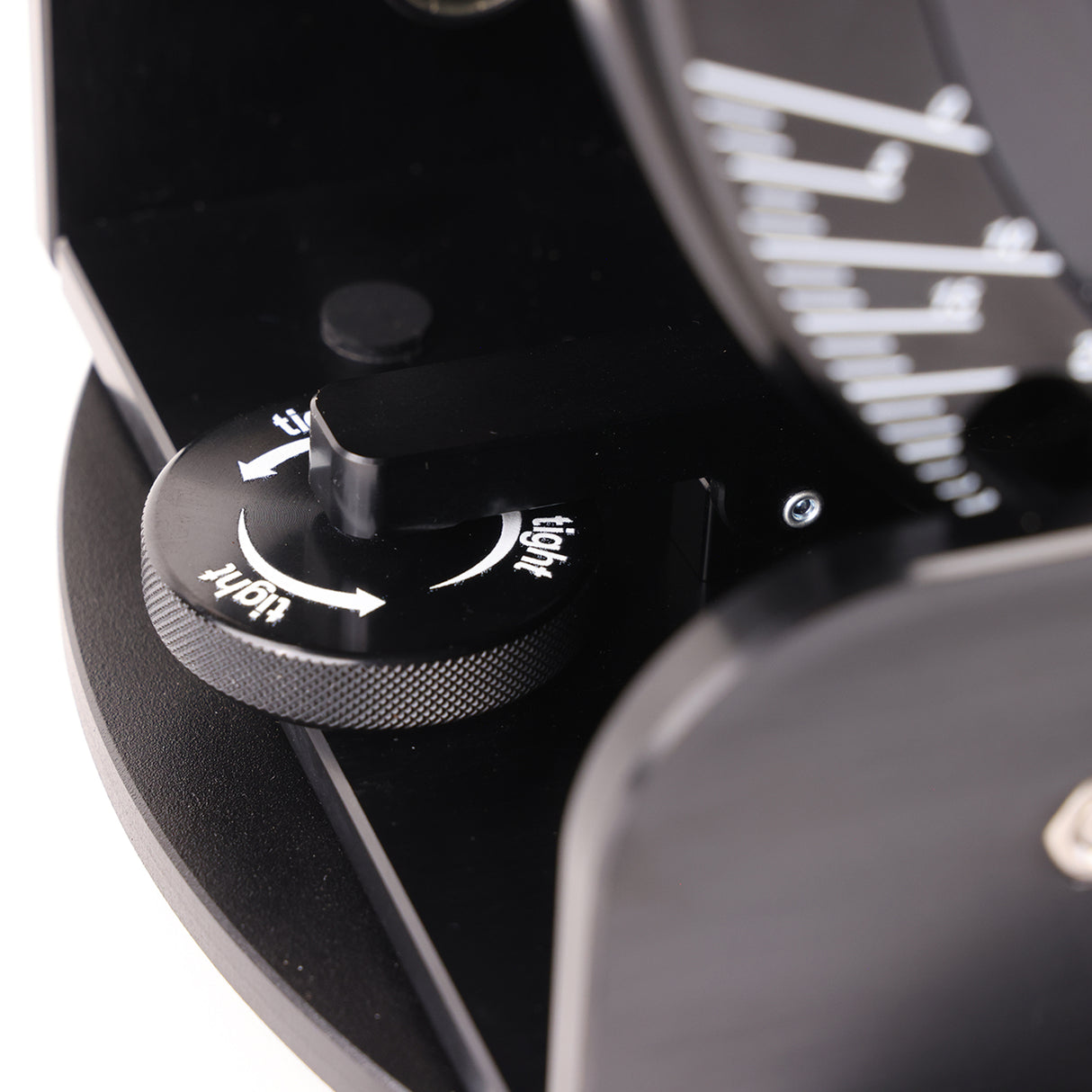 Close-up of CAM Tank Pro braking control dial for adjusting pan and tilt, designed for low camera angles and tight spaces.